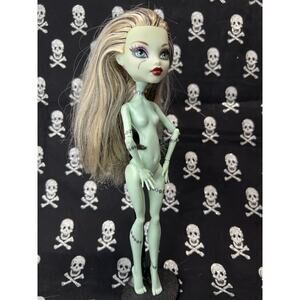 Monster High Signature Frankie Stein Black Elastics: Nude